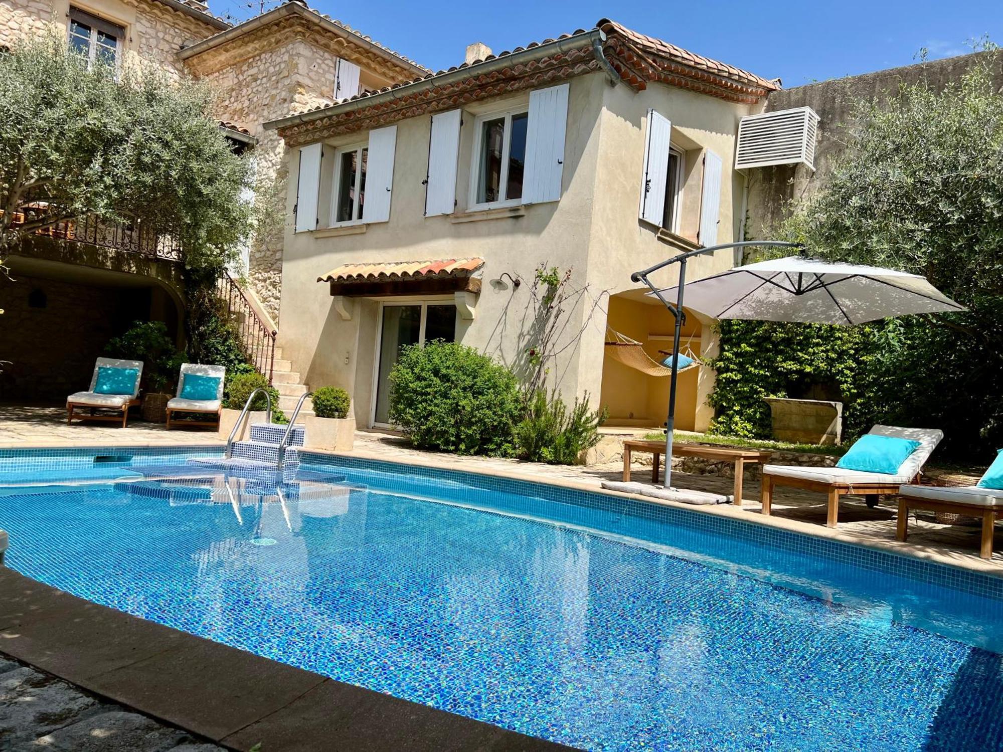 La Maison Des Autres, Piscine Chauffee, Chambres D'Hotes Proches Uzes, Nimes, Pont Du Gard Saint-Genies-de-Malgoires Exterior foto