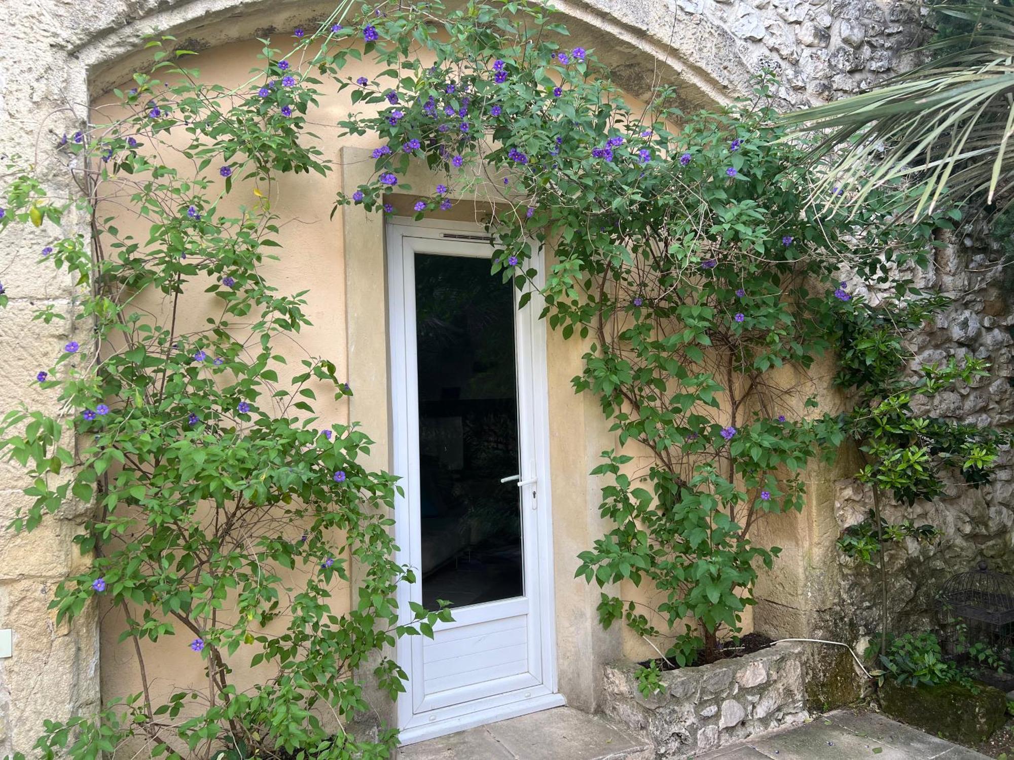 La Maison Des Autres, Piscine Chauffee, Chambres D'Hotes Proches Uzes, Nimes, Pont Du Gard Saint-Genies-de-Malgoires Exterior foto